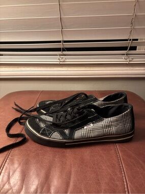 Vans Black & White Houndstooth Low-Top Sneakers